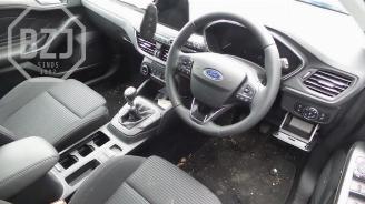 Ford Focus Focus 4, Hatchback, 2018 / 2025 1.0 Ti-VCT EcoBoost 12V 125 picture 5