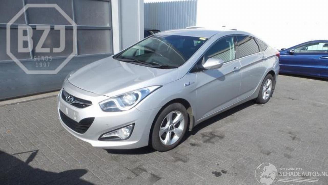 Hyundai I-40 i40 (VFA), Sedan, 2012 / 2019 1.7 CRDi 16V