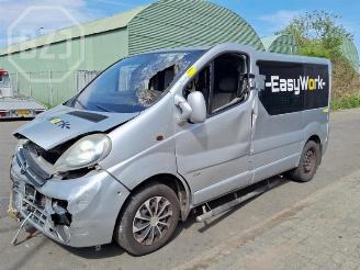 Salvage car Opel Vivaro Vivaro, Van, 2000 / 2014 2.5 DTI 16V 2003/9
