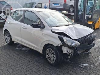 Hyundai I-10 i10, Hatchback, 2019 1.0 12V picture 2
