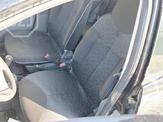 Peugeot 107 107, Hatchback, 2005 / 2014 1.0 12V picture 6