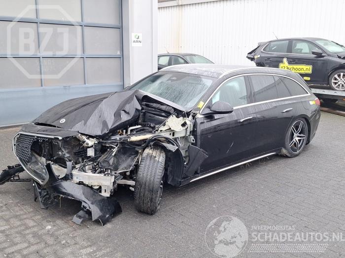 Mercedes E-klasse E Estate (S214), Combi, 2023 E-300 e 2.0 Turbo 16V