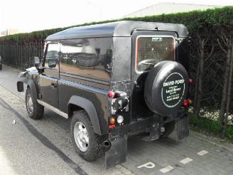 Land Rover Defender 9 picture 2