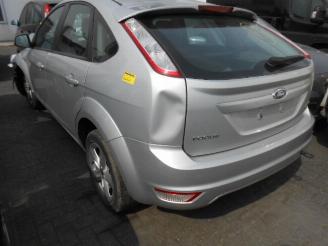 Ford Focus 1.6i picture 3