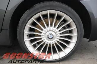 BMW 5-serie 5 serie (F10), Sedan, 2009 / 2016 550i V8 32V TwinPower Turbo picture 20