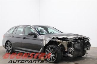 BMW 5-serie 5 serie Touring (G31), Combi, 2017 540i xDrive 3.0 TwinPower Turbo 24V picture 3