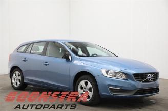 Volvo V-60 1.6 T3 16V Combi/o  Benzine 1.598cc 110kW (150pk) FWD 2010-09/2015-12 (FW45) B4164T3 picture 3