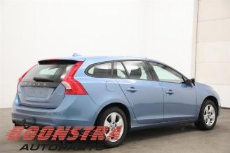Volvo V-60 1.6 T3 16V Combi/o  Benzine 1.598cc 110kW (150pk) FWD 2010-09/2015-12 (FW45) B4164T3 picture 4