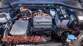 Volkswagen e-Golf Golf VII (AUA), Hatchback, 2012 / 2021 e-Golf picture 8