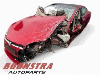 disassembly passenger cars Tesla Model S Model S, Liftback, 2012 90D 2016/12