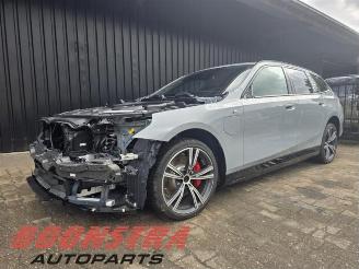 Unfallwagen BMW 5-serie 5 serie Touring (G61), Combi, 2024 530e 2.0 TwinPower Turbo 16V 2024