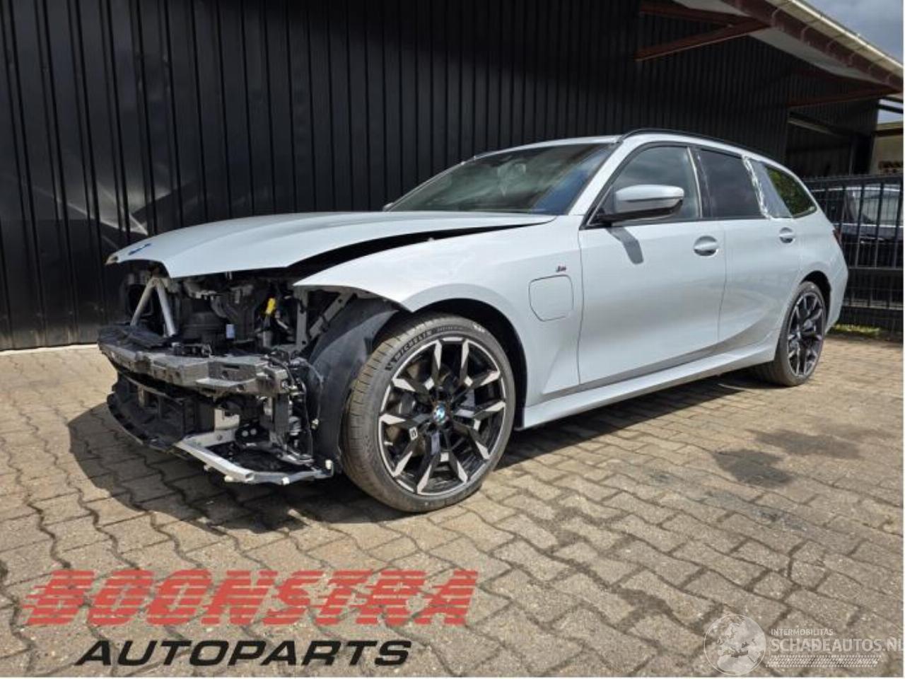 BMW 3-serie 3 serie Touring (G21), Combi, 2019 330e 2.0 TwinPower Turbo 16V