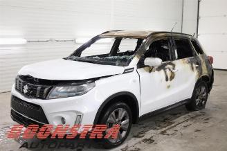 Salvage car Suzuki Vitara Vitara (LY/MY), SUV, 2015 1.4 Booster Jet Turbo 16V SHVS 2021/4