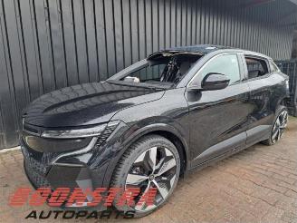 rozbiórka samochody osobowe Renault Mégane E-Tech Megane E-Tech (RCB), SUV, 2021 60 kWh 2024/6