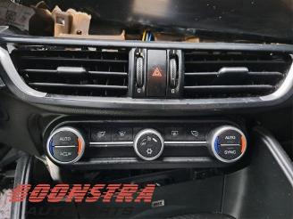 Alfa Romeo Giulia Giulia (952), Sedan, 2015 2.9 Bi-Turbo V6 24V Quadrifoglio Verde picture 17