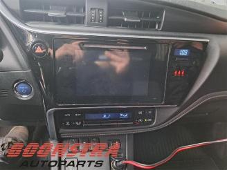 Toyota Auris Touring Sports Auris Touring Sports (E18), Combi, 2013 / 2018 1.8 16V Hybrid picture 12