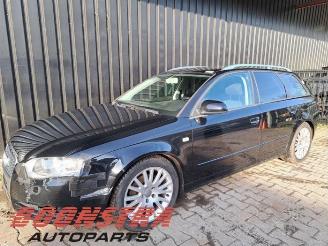 Schadeauto Audi A4 A4 Avant (B7), Combi, 2004 / 2008 2.0 20V 2006/6
