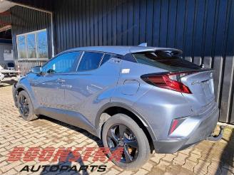 Toyota C-HR C-HR (X1,X5), SUV, 2016 1.8 16V Hybrid picture 5