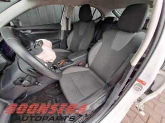 Skoda Octavia Octavia (NXAA), Liftback, 2020 1.5 TSI e-TEC 16V picture 8