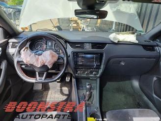 Skoda Octavia Octavia Combi (5EAC), Combi 5-drs, 2012 / 2020 2.0 TSI RS 230 16V picture 7
