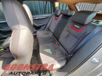 Skoda Octavia Octavia Combi (5EAC), Combi 5-drs, 2012 / 2020 2.0 TSI RS 230 16V picture 12