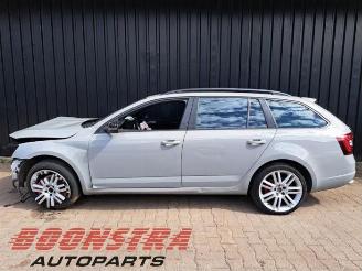 Skoda Octavia Octavia Combi (5EAC), Combi 5-drs, 2012 / 2020 2.0 TSI RS 230 16V picture 5