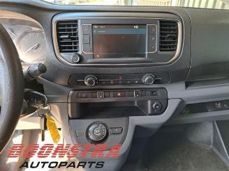 Peugeot Expert Expert (V1/VA/VB/VE/VF/VT/VY), Van, 2016 2.0 Blue HDi 120 16V picture 16
