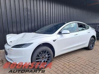 Salvage car Tesla Model 3 Model 3, Sedan, 2017 RWD 60 kWh 2024/2