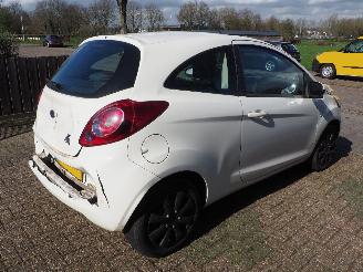 Ford Ka 1.2 style S/S picture 4