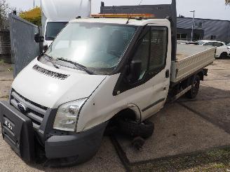 damaged commercial vehicles Ford Transit 300S 2.2 TDCI PickUp 2011/5