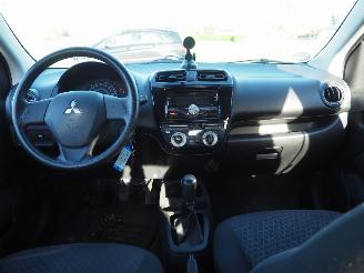 Mitsubishi Space-star 1.0 Entry picture 13