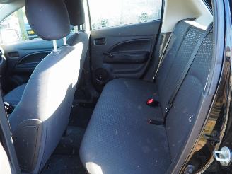 Mitsubishi Space-star 1.0 Entry picture 18