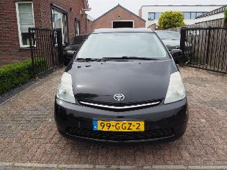 Toyota Prius 1.5 vvt i hybride picture 2