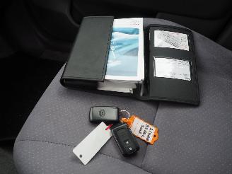 Toyota Prius 1.5 vvt i hybride picture 18