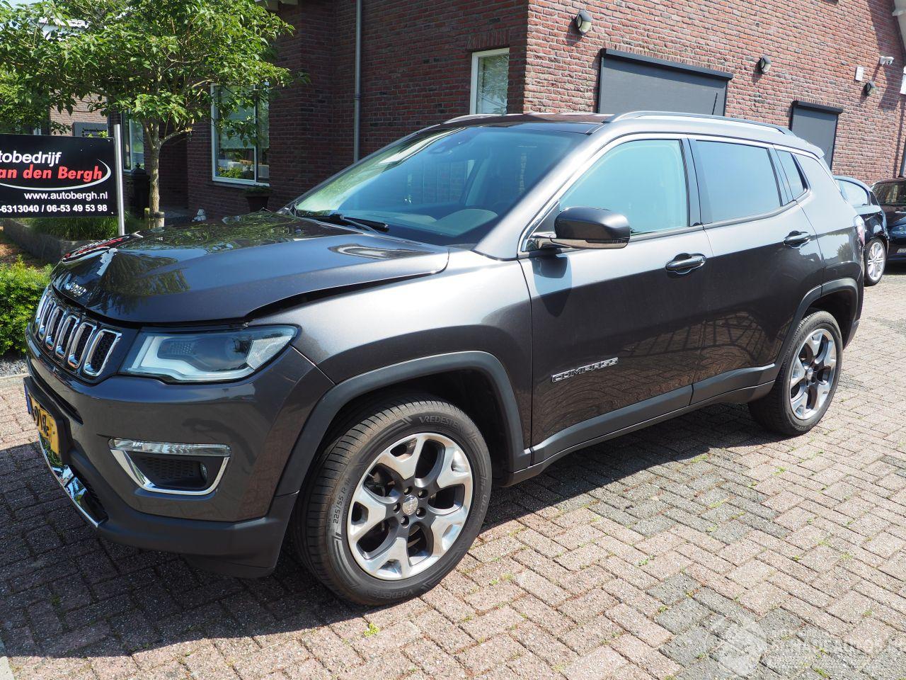 Jeep Compass 1.4 MultieAir Opening Edition 4X4 Automaat