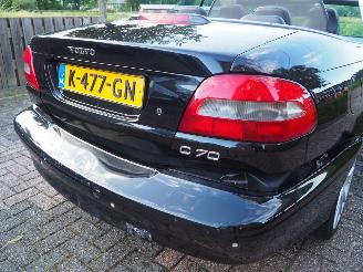 Volvo C-70 2.4T Convertible picture 11
