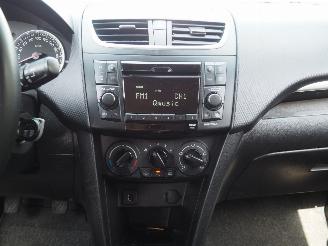 Suzuki Swift 1.2 bandit eass picture 17