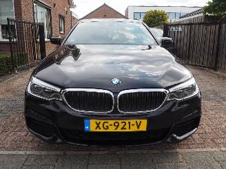 BMW 5-serie 530e M-Pakket High executive picture 2