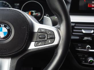 BMW 5-serie 530e M-Pakket High executive picture 15