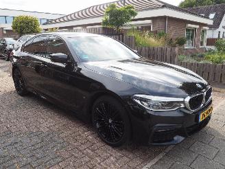 BMW 5-serie 530e M-Pakket High executive picture 3