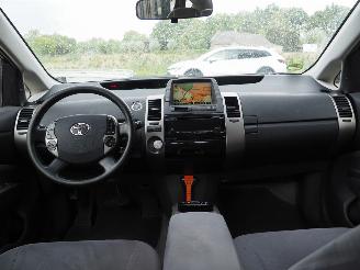 Toyota Prius 1.5 VVt-i Business Edition picture 14