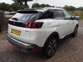 Peugeot 3008 1.2 PureTech GT Line picture 4