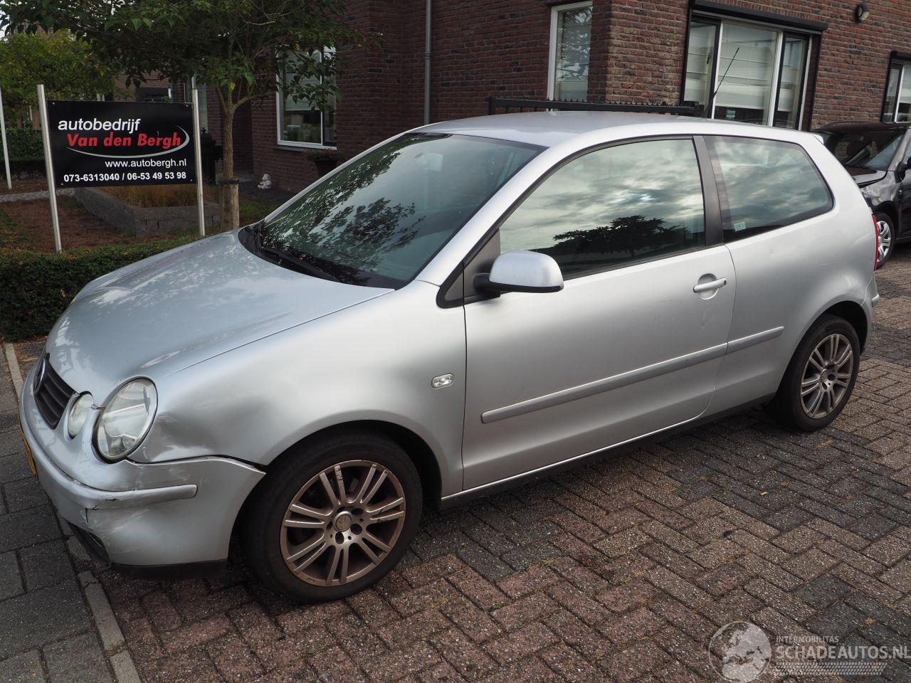 Volkswagen Polo 1.4-16V