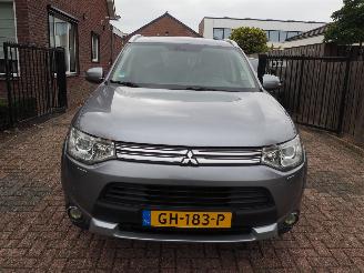 Mitsubishi Outlander 2.0 PHEV Limited Edition X-Line picture 2