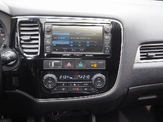 Mitsubishi Outlander 2.0 PHEV Limited Edition X-Line picture 18