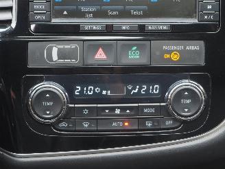 Mitsubishi Outlander 2.0 PHEV Limited Edition X-Line picture 20