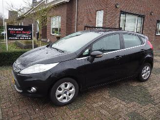 krockskadad bil auto Ford Fiesta 1.6 Tdci Titanium 2012/2