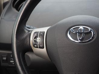 Toyota Yaris 1.3 VVTi Luna picture 15