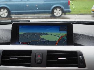 BMW 3-serie 320i High executive picture 19