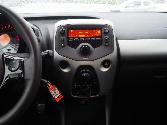 Peugeot 108 1.0 E-Vti Active picture 18